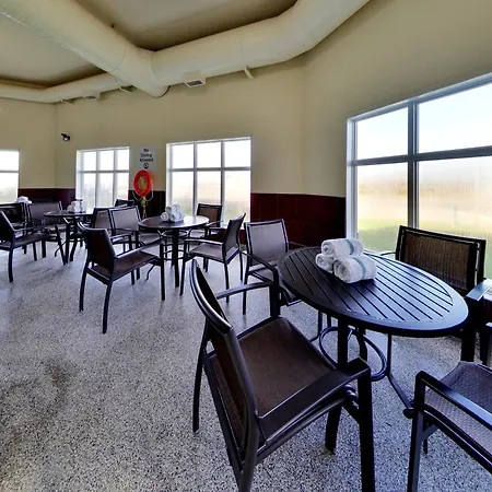 Holiday Inn Express Hotel & Suites - Edmonton International Airport By Ihg-3