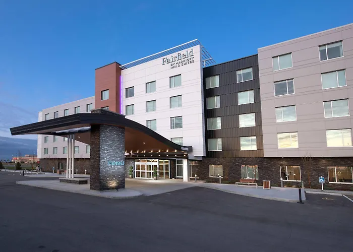 Fairfield By Marriott Edmonton International AirportAirport Hotel